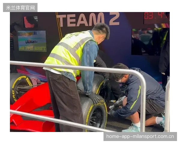 F1维修团队刷新换胎纪录，惊呆车迷