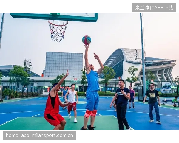 NBA球队训练基地开放日拉近球迷与球队的距离